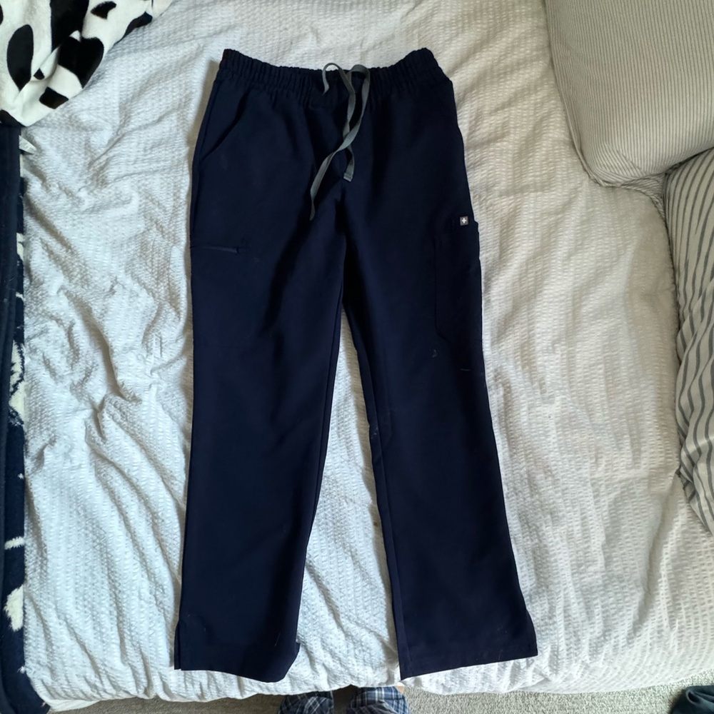 FIGS High Waisted Dowa Scrub Pants- Navy